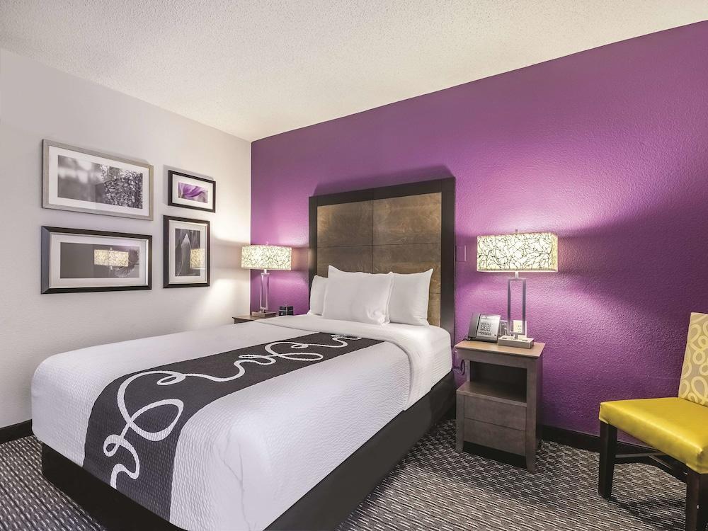 La Quinta By Wyndham Hartford Bradley Airport Hotel Windsor Locks Eksteriør billede