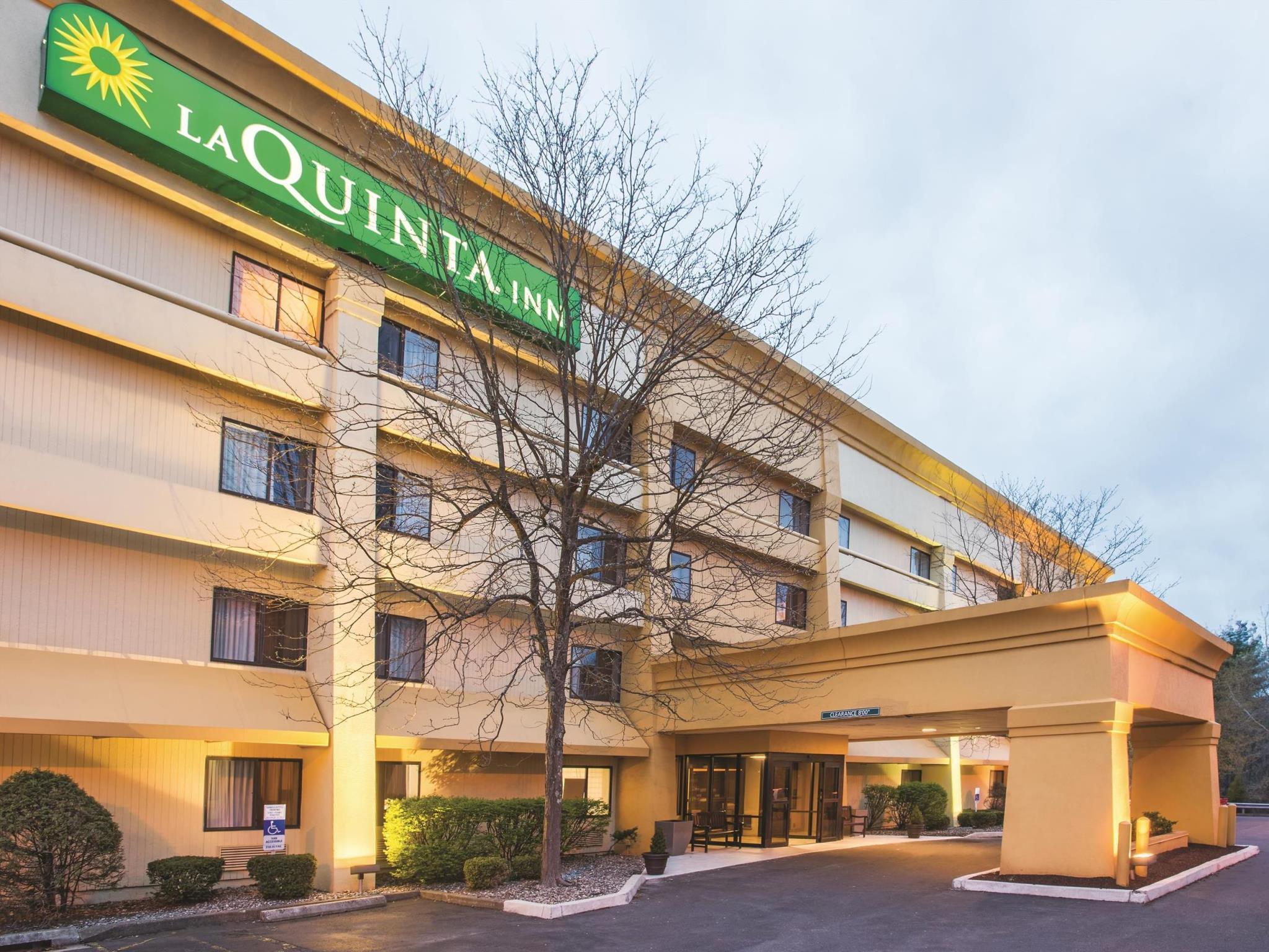 La Quinta By Wyndham Hartford Bradley Airport Hotel Windsor Locks Eksteriør billede
