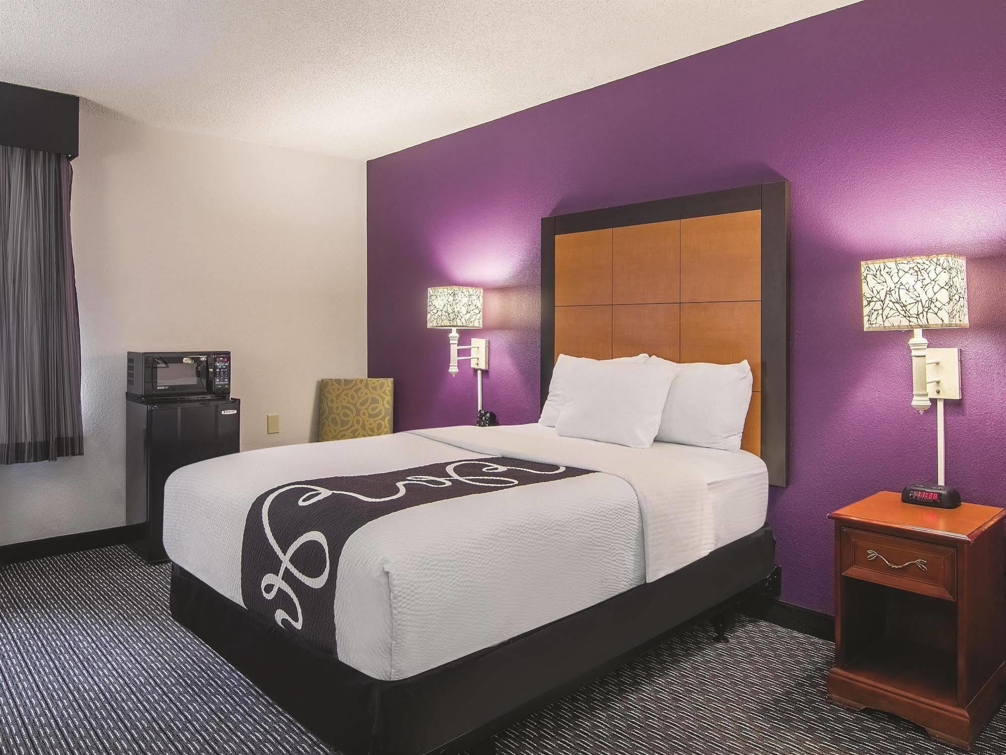 La Quinta By Wyndham Hartford Bradley Airport Hotel Windsor Locks Eksteriør billede