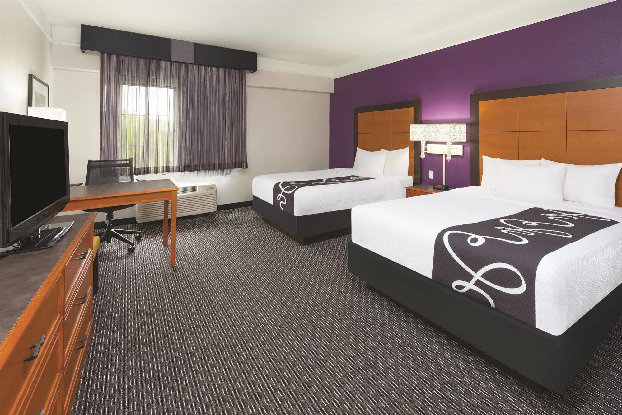 La Quinta By Wyndham Hartford Bradley Airport Hotel Windsor Locks Eksteriør billede